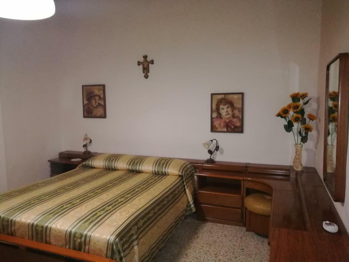 La Terrazza Apartment Chiusi Ngoại thất bức ảnh